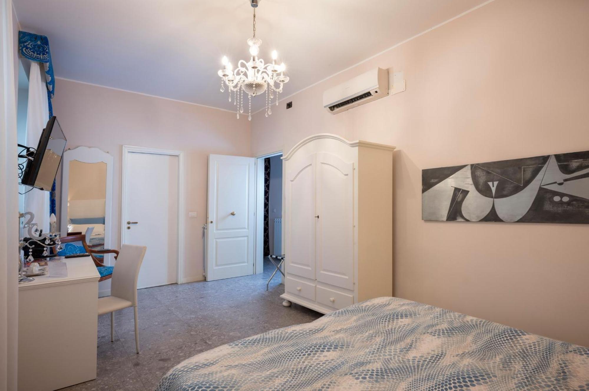 Porta Di Mezzo Luxury Suites & Rooms Taormina Exterior foto