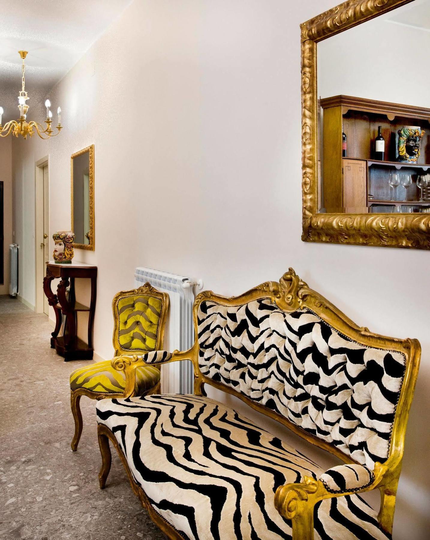 Porta Di Mezzo Luxury Suites & Rooms Taormina Exterior foto